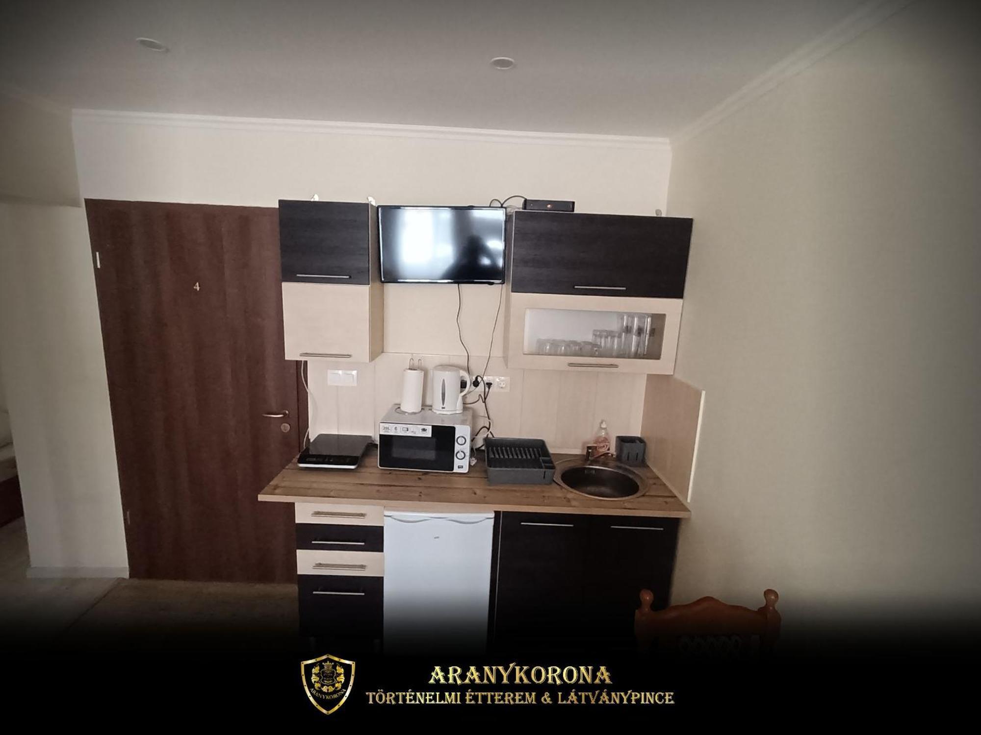 Aranykorona Apartmanház Miskolc Exterior foto