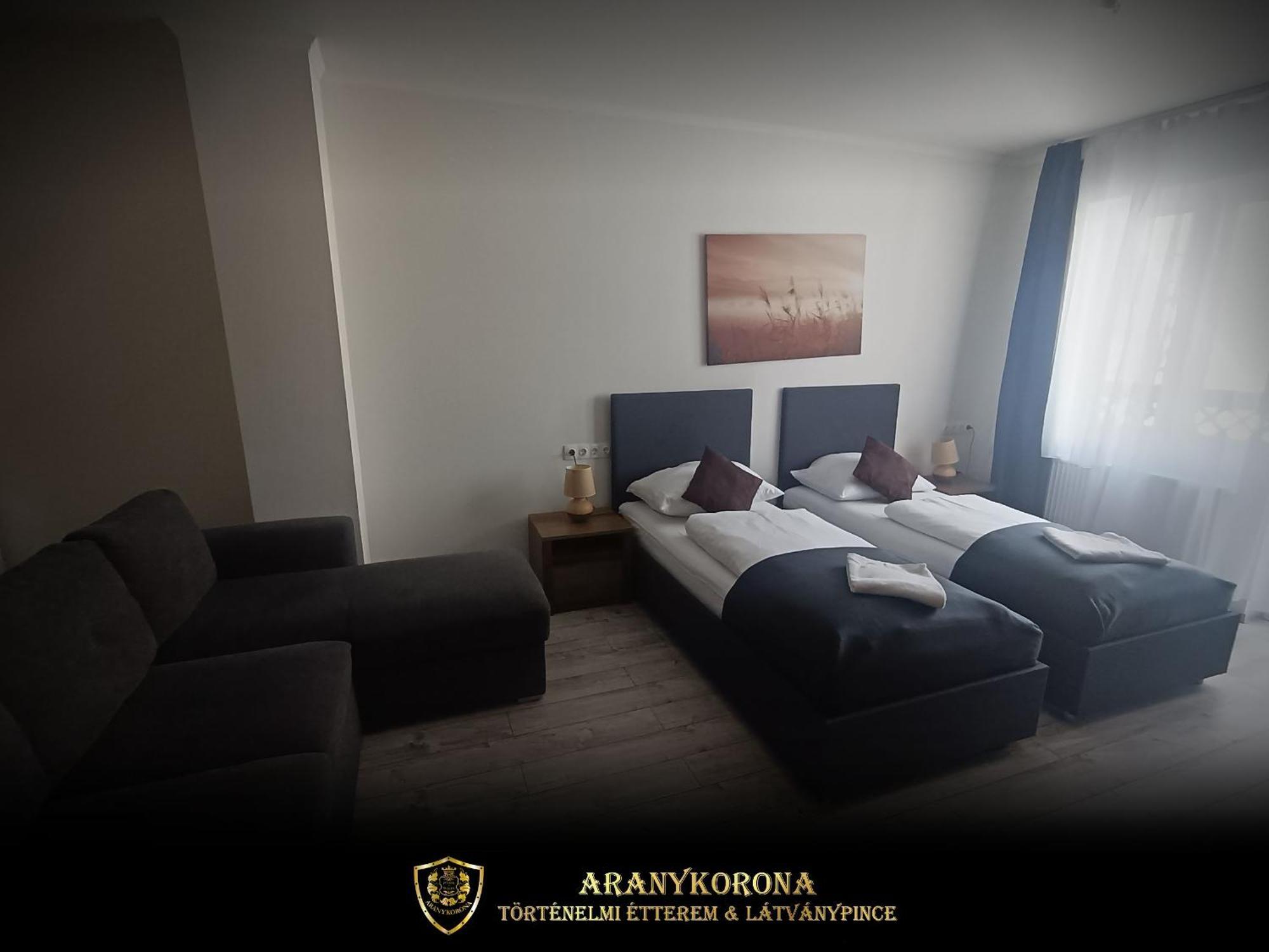 Aranykorona Apartmanház Miskolc Exterior foto